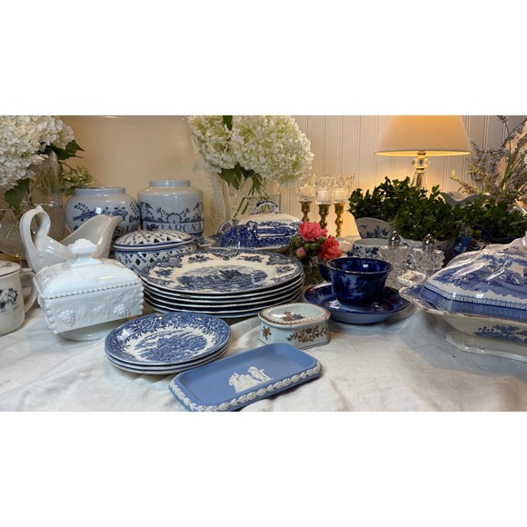 Wedgwood Blue Jasperware small tray - Picture 3 of 6